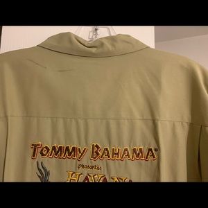 Vintage Heavy Weight Tommy Bahama Beach Shirt SS
